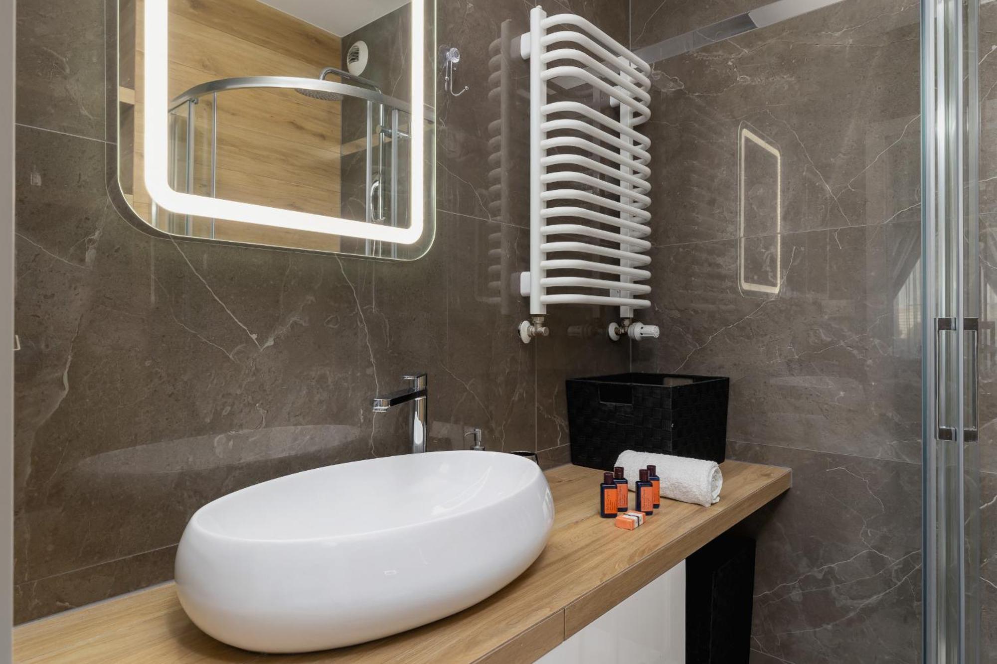 Cracow Pradnik Spacious & Family Apartment With 3 Bedroom By Renters Prestige Cracovia Esterno foto