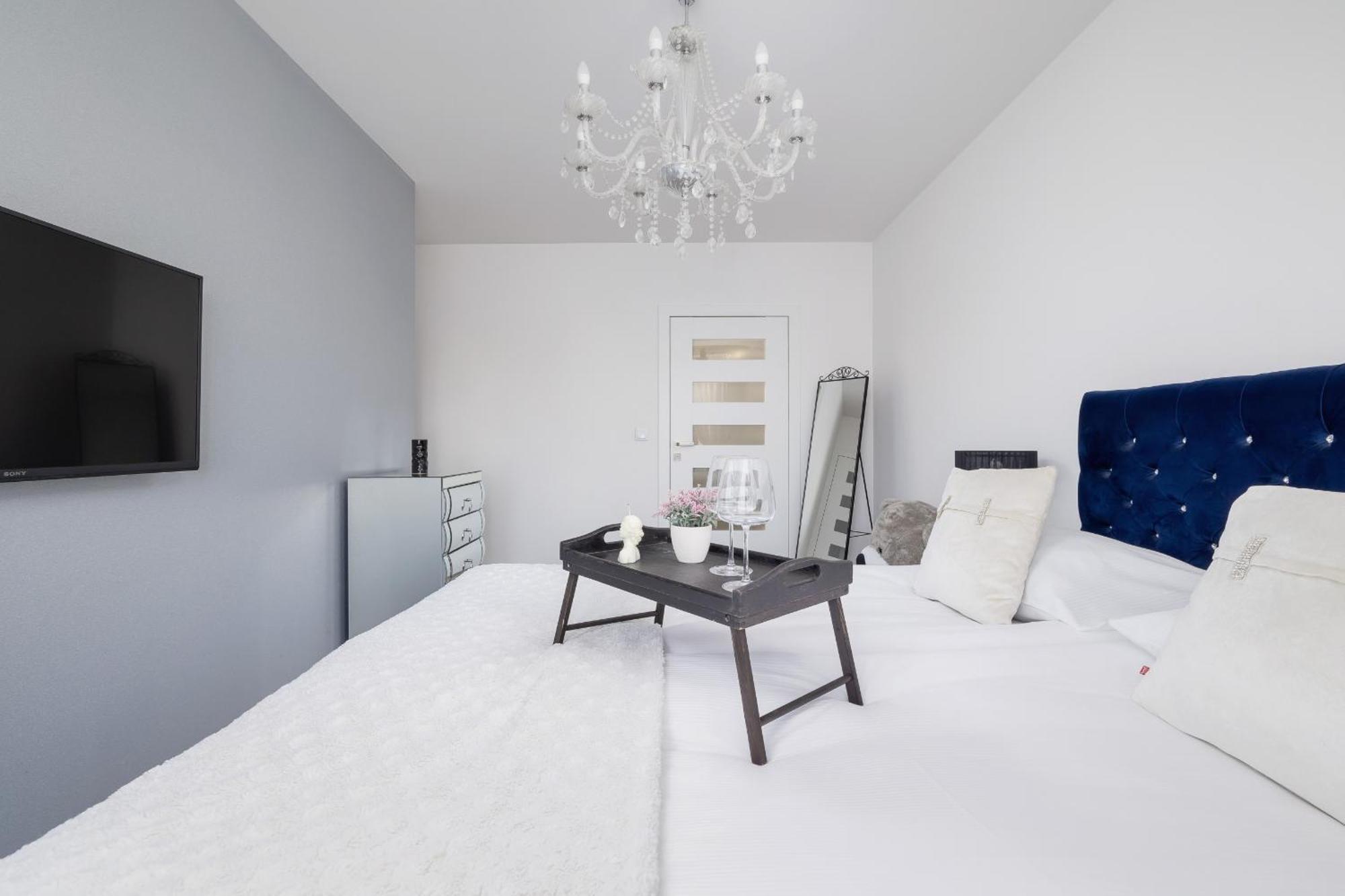 Cracow Pradnik Spacious & Family Apartment With 3 Bedroom By Renters Prestige Cracovia Esterno foto